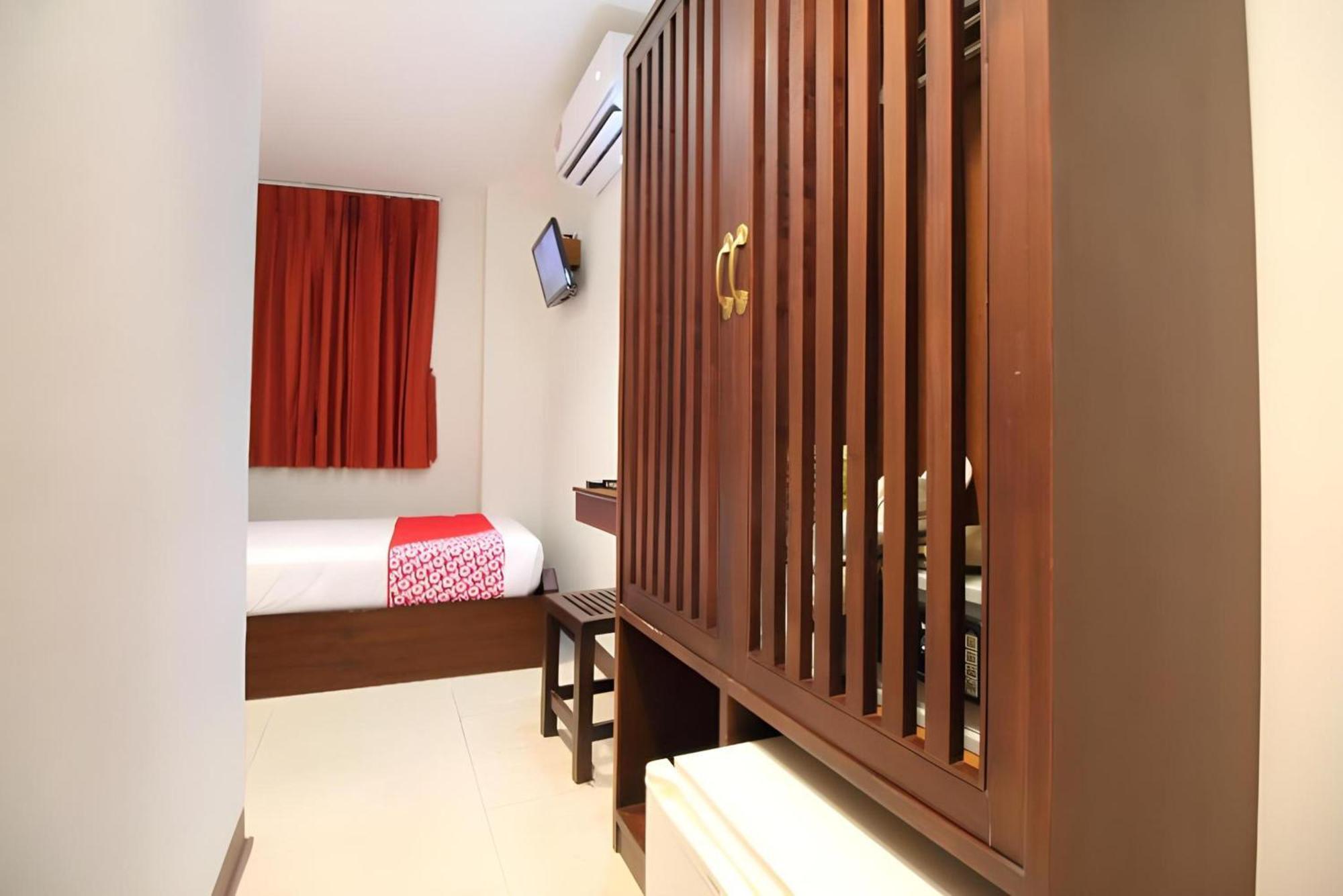 Super Oyo 484 Pannee Residence Khaosan Sha Plus Bangkok Exterior foto