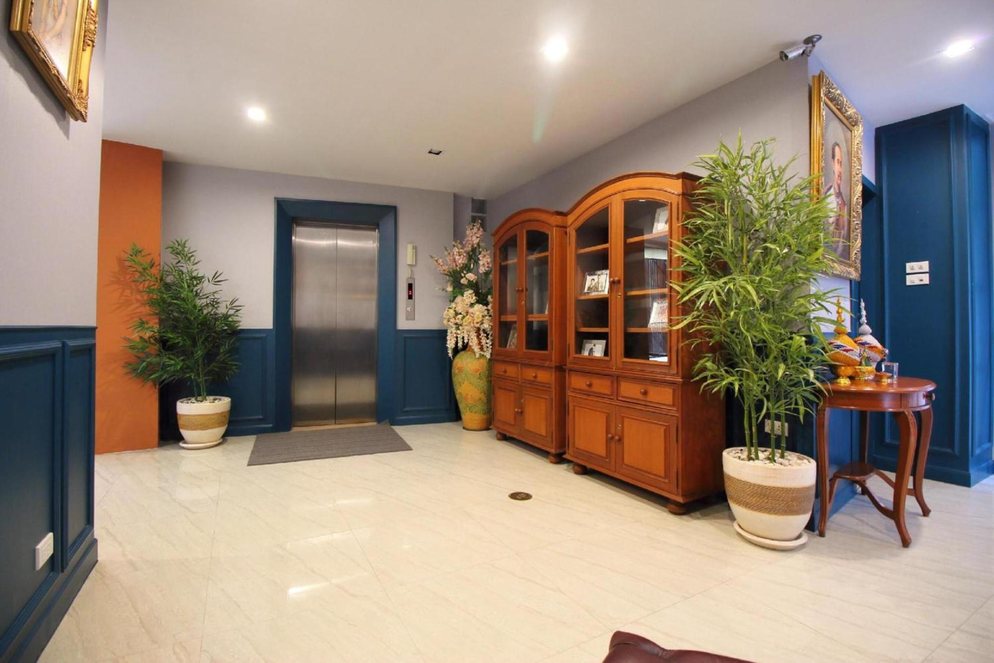 Super Oyo 484 Pannee Residence Khaosan Sha Plus Bangkok Exterior foto